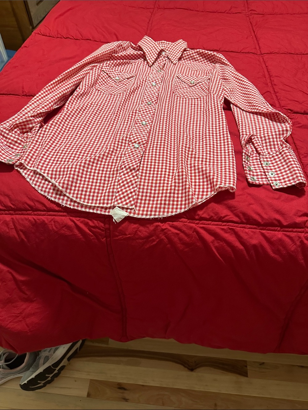 H Bar C Women’s Red Gingham snap- Down Shirt size 32